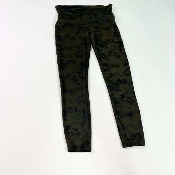 Spanx Leggings Womens Medium Green Camo Compression Pull on High Rise - Picture 1 of 8